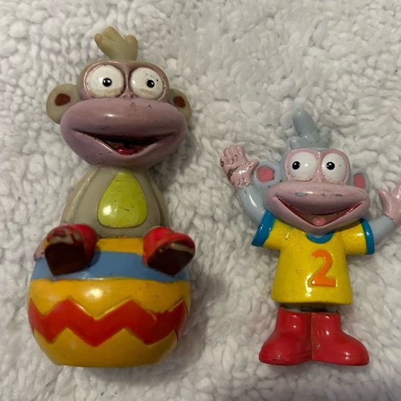 3 for $20

Vintage Dora The Explorer Boots  figures toys - Picture 1 of 1
